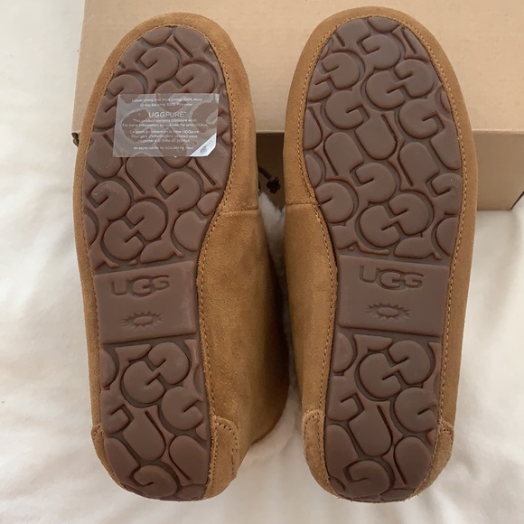 NWB UGG Alena chestnut moccasins slippers - Picture 4 of 10
